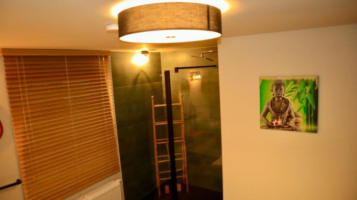 Le Harini Apartment Manhay Luaran gambar